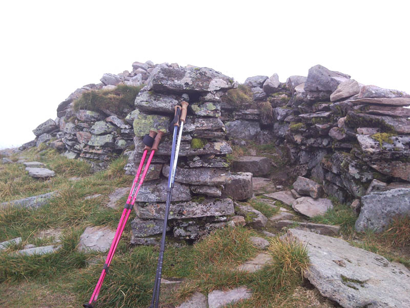7 Sgurr nan Conbhairean summit huge cairn and shelter