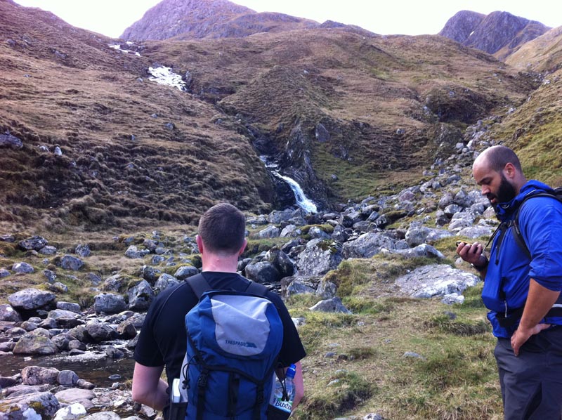 A quick rest before crossing the Allt Choire Chaoil