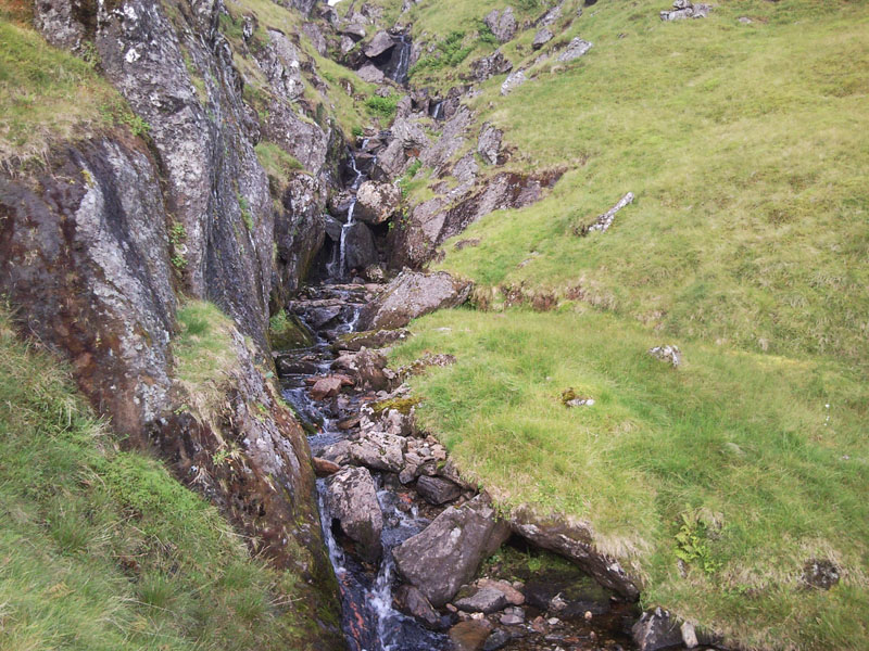 25 Nice waterfalls in Coire Ban Mor below Bein Heasgarnich