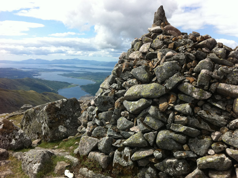 Beinn Sgulaird huge summit cairn