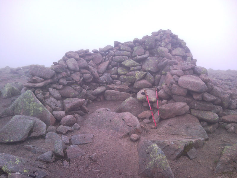 17 Cairn Toul summit
