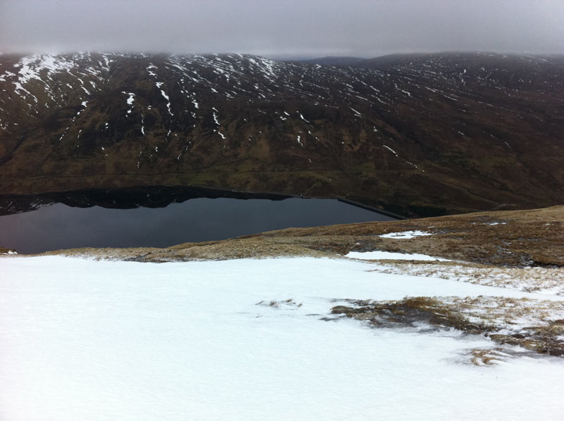 Looking-over-Loch-an-Daimh-to-meall-Buidhe-in-the-clag